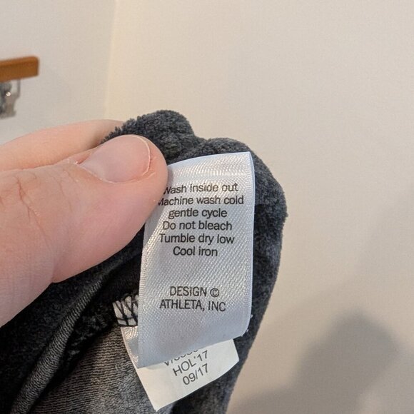 Athleta Gray Velour Turtleneck Sweatshirt, Sz M - Picture 7 of 7